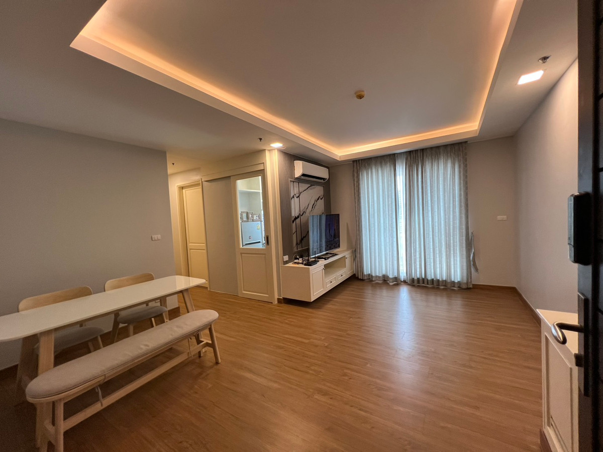 ขายคอนโดพระราม 9 เพชรบุรีตัดใหม่ RCA : 🌟 ขายด่วน ราคาดีมาก! คอนโด Thru Thonglor (ทรู ทองหล่อ)2 ห้องนอน	2 ห้องน้ำ ชั้น 14 ขนาด 67 ตร.ม.ราคาขายเพียง 5,150,000 บาท ติดแยกเพชรบุรี–ทองหล่อ 🚆 ใกล้ BTS ทองหล่อ 🏥 ใกล้ โรงพยาบาลกรุงเทพ