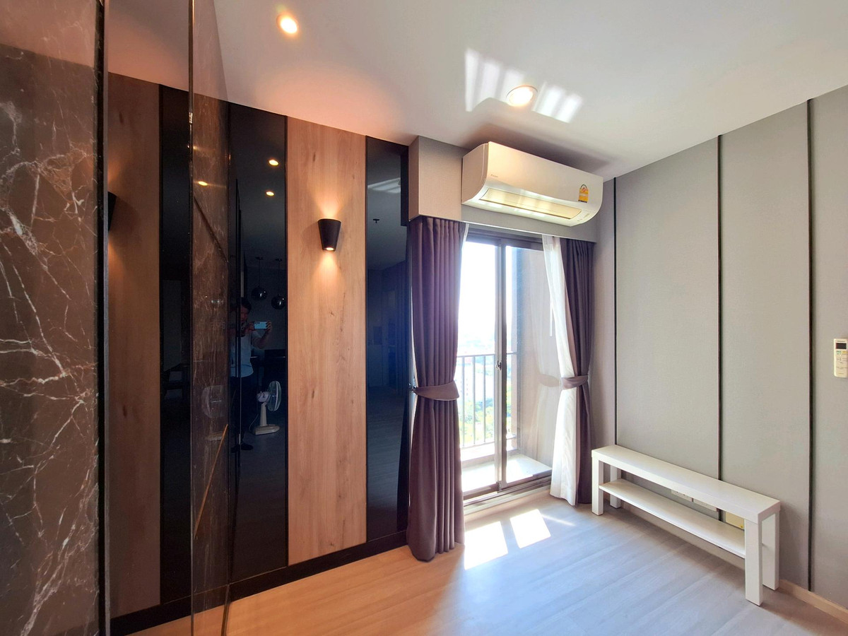 ขายคอนโดปิ่นเกล้า จรัญสนิทวงศ์ : ขายคอนโด เดอะ พาร์คแลนด์ จรัญ - ปิ่นเกล้า ขนาด47.64 ตร.ม. 2นอน ชั้น16 วิวสระน้ำ ติดรถไฟฟ้าMRT-บางยี่ขัน 