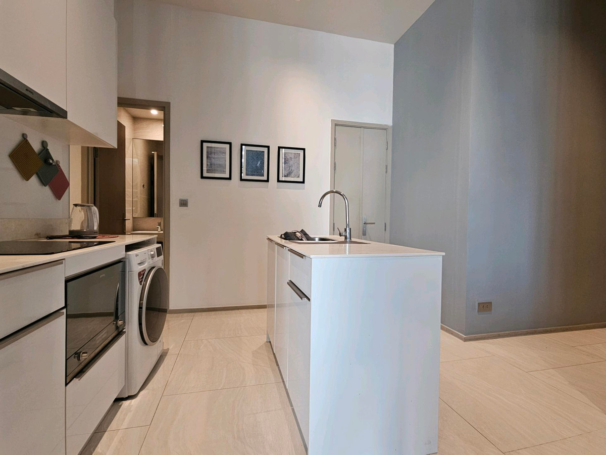 For RentCondoSilom, Saladaeng, Bangrak : แอสตัน สีลม  ให้เช่า 2 นอน 2 น้ำ พื้นที่ 87 ตรม  80,000 บาท สนใจโทร น้อง 096-2615656 พร้อมให้นัดหมายเข้าชมทุกวันAshton Silom 2bed 2 bath 87 Sq,m Rental price 80,000 Baht   call Nong 096-2615656 Ready to touring everydayห้องกว้าง 87 ตรม. พร้อมอยู่ได้เ