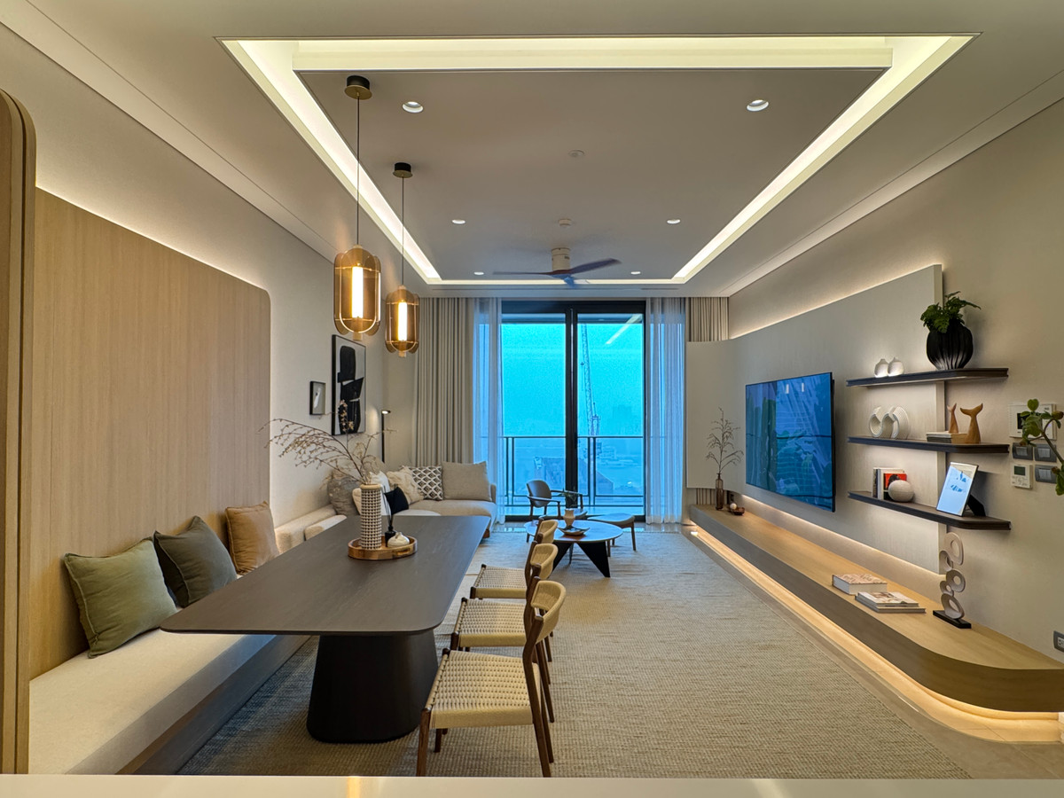ขายคอนโดวิทยุ ชิดลม หลังสวน : Sell | 2 Beds | Langsuan | The Residence at Sindhorn Kempinski Hotel | Luxury Branded Residence | Prime Langsuan | Velaa Village Lifestyle | Timeless Trophy Asset | Rajadamri | Lumpini