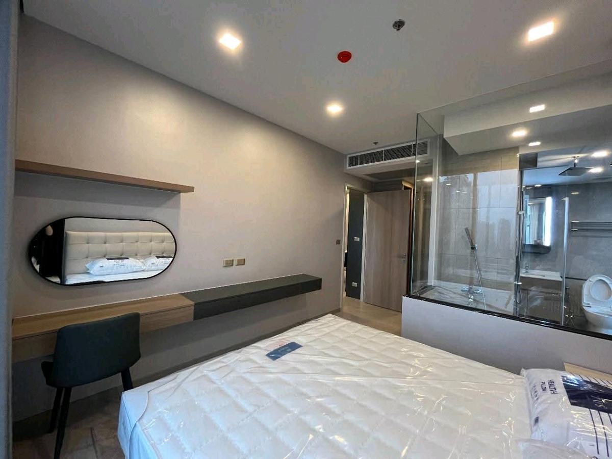 ให้เช่าคอนโดพระราม 9 เพชรบุรีตัดใหม่ RCA : 📍 โซน MRT พระราม 9 | ห้องว่างพร้อมเข้าอยู่ ทำเลศูนย์กลางธุรกิจ ใกล้ RCA – Central Rama 9 คอนโดหรูระดับพรีเมียม วิวสูงสวย บรรยากาศดี เป็นส่วนตัวเหมาะสำหรับครอบครัวห้องว่างพร้อมเข้าอยู่