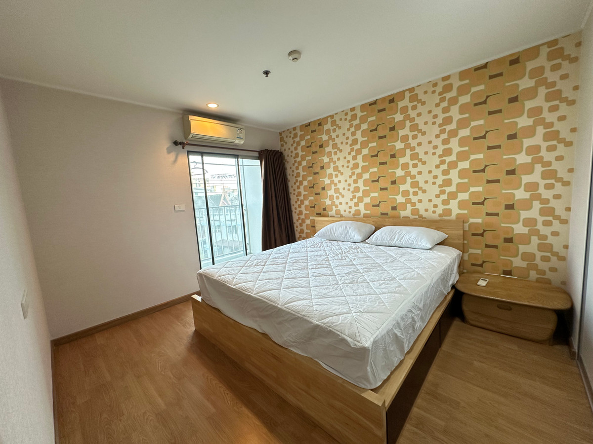 For RentCondoRatchadapisek, Huaikwang, Suttisan : 🔥For Rent Now🔥 U Delight @ Huai Khwang Station, Spacious 2-Bedroom Unit, Fully Furnished and Ready to Move In, Located on the Main Road.