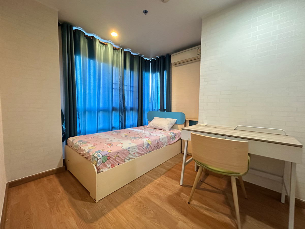 For RentCondoRatchadapisek, Huaikwang, Suttisan : 🔥For Rent Now🔥 U Delight @ Huai Khwang Station, Spacious 2-Bedroom Unit, Fully Furnished and Ready to Move In, Located on the Main Road.