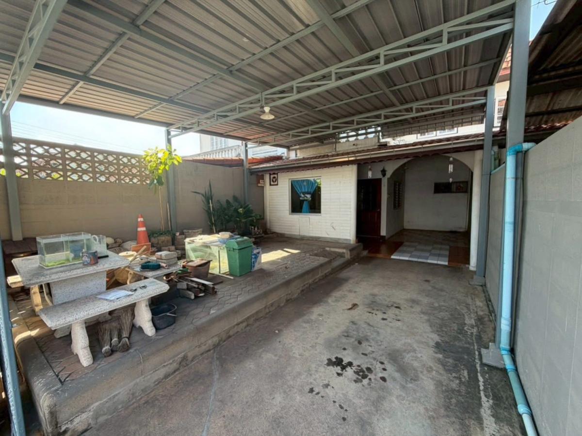 ขายบ้านนนทบุรี บางใหญ่ บางบัวทอง : ขายทาวน์เฮ้าส์/ทาวน์โฮม  บ้านบัวทอง 1 MRT-คลองบางไผ่ บางรักพัฒนา บางบัวทอง นนทบุรี CX-142178