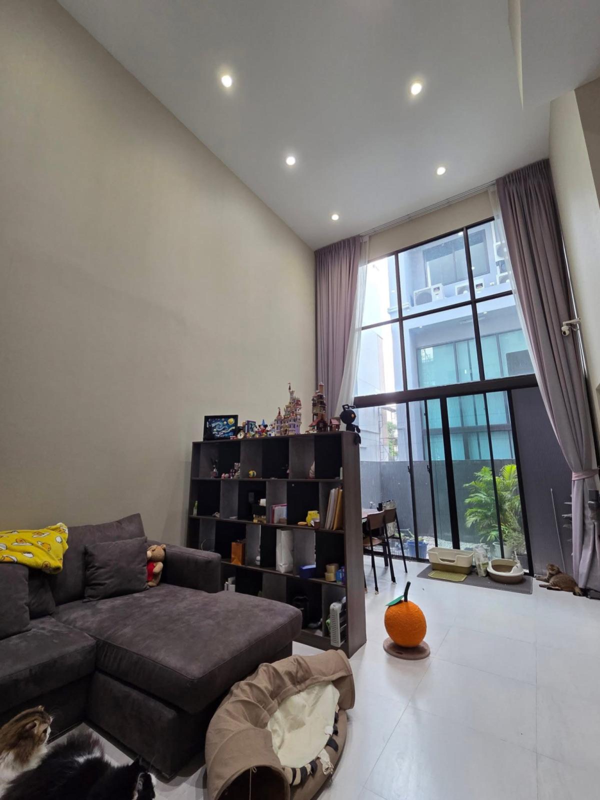 For SaleTownhomePattanakan, Srinakarin : For Sale Townhouse/Townhome  , Estara Haven Phatthanakan 20 , Suan Luang , Suan Luang , Bangkok , CX-142167