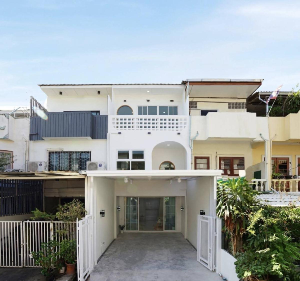 ขายทาวน์โฮมราษฎร์บูรณะ สุขสวัสดิ์ : ขายทาวน์เฮาส์ 2 ชั้น พื้นที่ 162 ตารางเมตร ทุ่งครุ กรุงเทพมหานคร ทุ่งครุ เขต ทุ่งครุ กรุงเทพ CX-142051