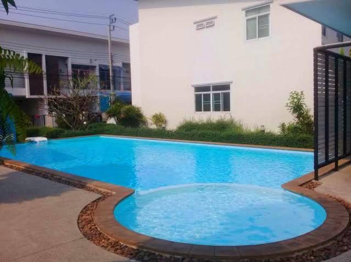 ขายทาวน์โฮมท่าพระ ตลาดพลู วุฒากาศ : ขายทาวน์เฮ้าส์/ทาวน์โฮม  เดอะ มิราเคิล สาทร - กัลปพฤกษ์ บางแค เขต บางแค กรุงเทพ CX-141880