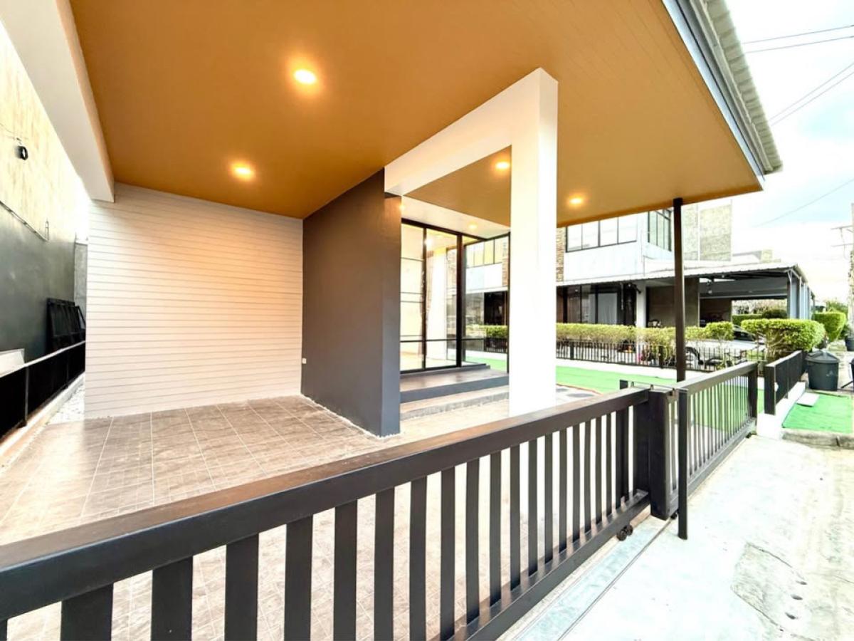 ขายบ้านบางแค เพชรเกษม : ขายบ้าน  เดอะซีซั่น เพชรเกษม 69 ห้องมุม หนองแขม เขต หนองแขม กรุงเทพ CX-141862