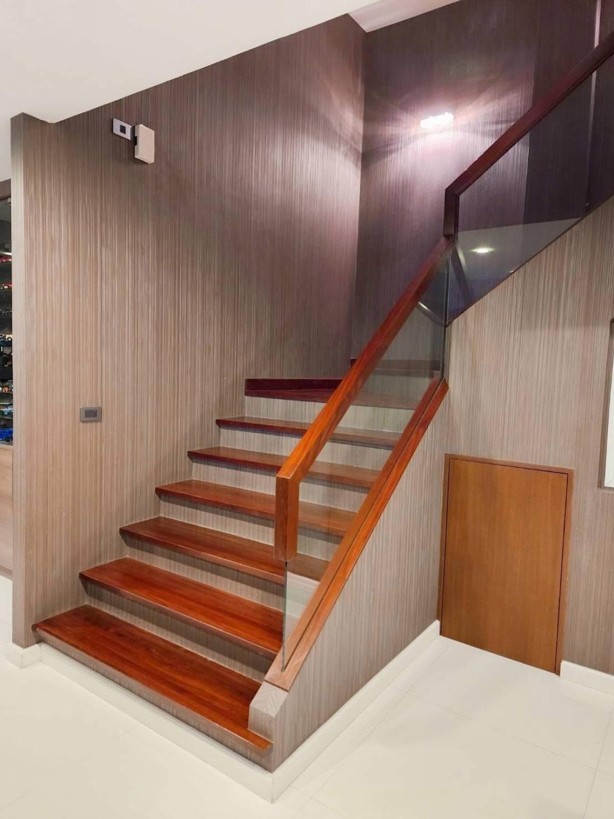 ขายบ้านลาดพร้าว เซ็นทรัลลาดพร้าว : ขายบ้าน  เดอะ แกลเลอรี่ เฮ้าส์ แพทเทิร์น BTS-พหลโยธิน 24 จอมพล  เขต จตุจักร กรุงเทพ CX-139826