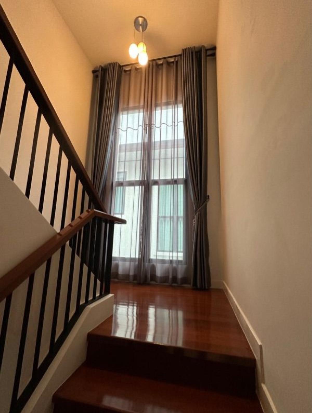 ขายบ้านบางแค เพชรเกษม : ขายบ้าน  วิสดอม กรีนทาวน์ 2 ห้องมุม หนองแขม เขต หนองแขม กรุงเทพ CX-140852