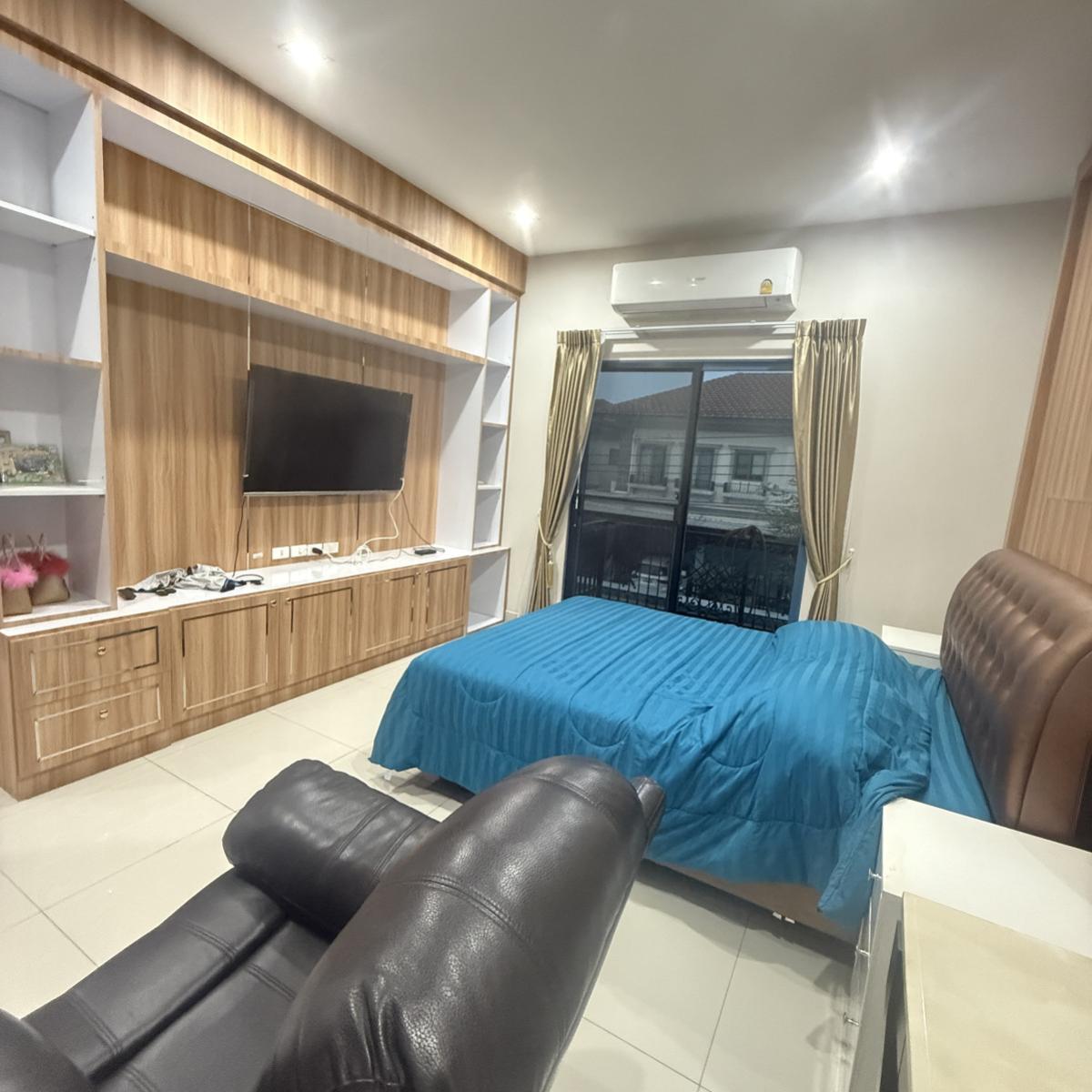 ขายบ้านบางแค เพชรเกษม : ขายบ้าน  แกรนดิโอ บางแค MRT-หลักสอง หลักสอง เขต บางแค กรุงเทพ CX-140103