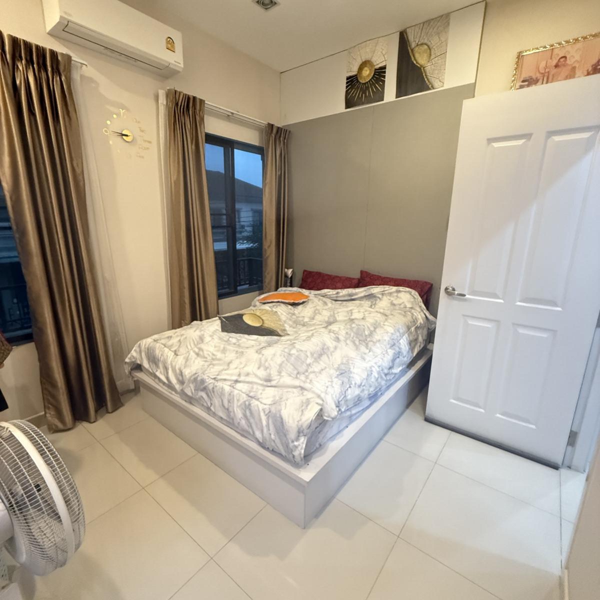 ขายบ้านบางแค เพชรเกษม : ขายบ้าน  แกรนดิโอ บางแค MRT-หลักสอง หลักสอง เขต บางแค กรุงเทพ CX-140103