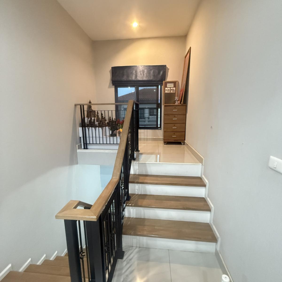 ขายบ้านบางแค เพชรเกษม : ขายบ้าน  แกรนดิโอ บางแค MRT-หลักสอง หลักสอง เขต บางแค กรุงเทพ CX-140103