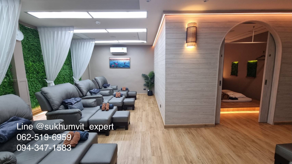 For RentRetail SpaceSukhumvit, Asoke, Thonglor : Lease Takeover Thai Massage | 3-Storey Commercial Building | Phrom Phong