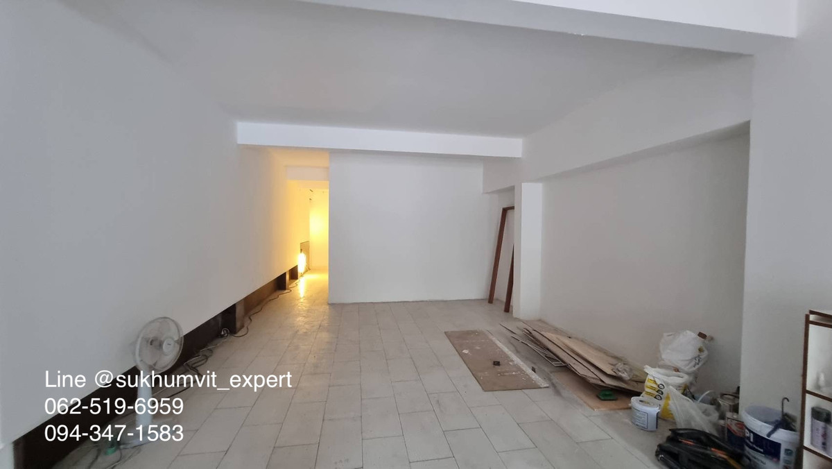 For RentRetail SpaceSukhumvit, Asoke, Thonglor : Phrom Phong | Retail Space for Rent – 80 sq.m. | Ground Floor