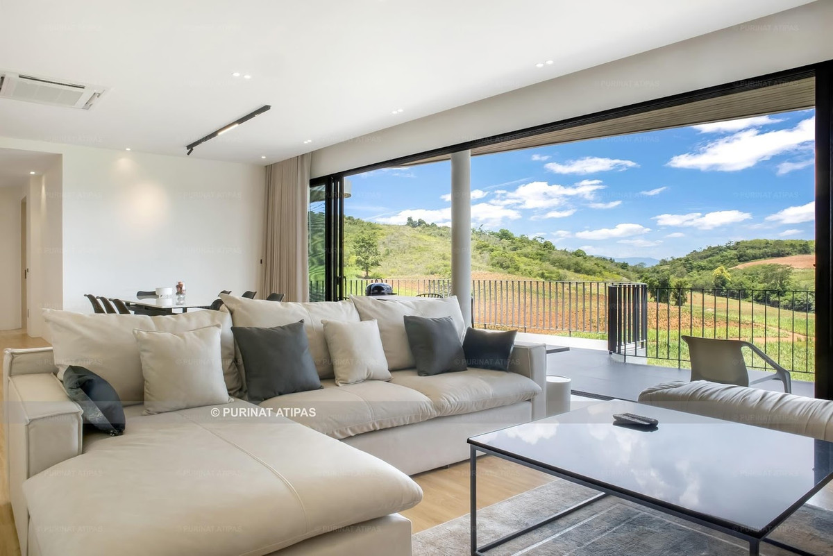 ขายบ้านปากช่อง เขาใหญ่ : ขายบ้านตากอากาศเขาใหญ่ บนเนินเขาสไตล์โมเดิร์น 4 ห้องนอน 5 ห้องน้ำ