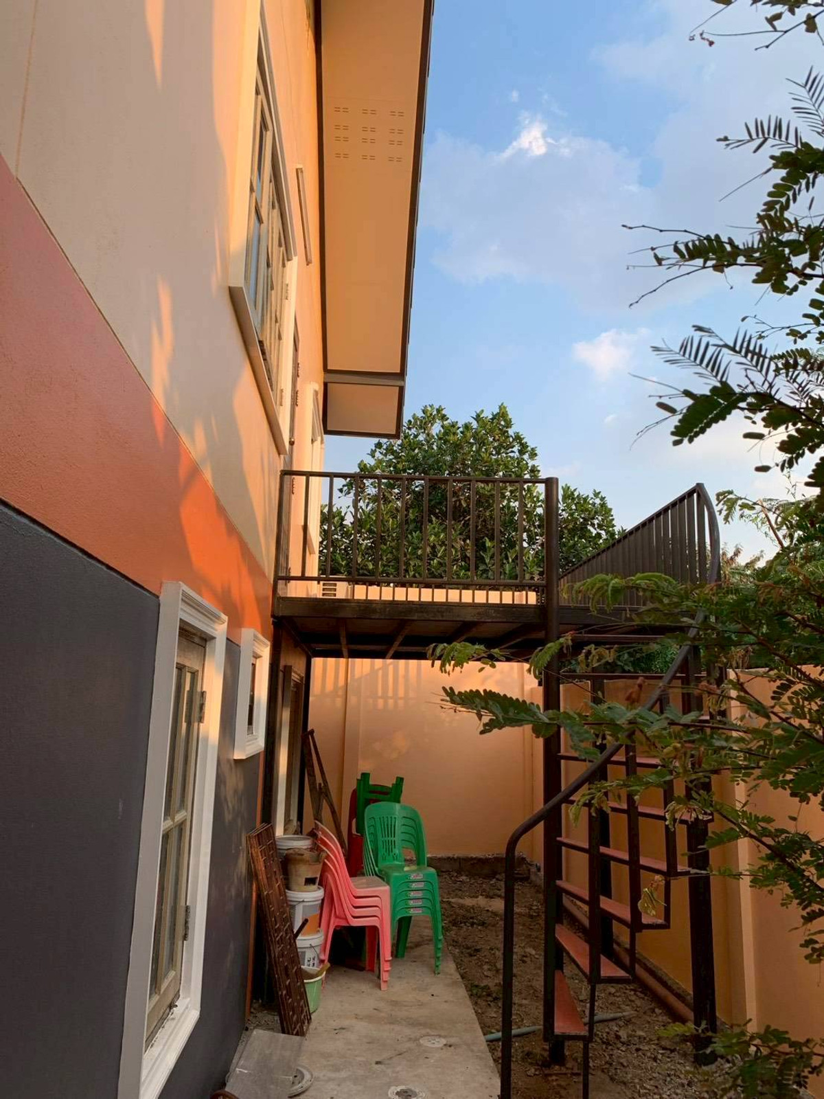 ขายบ้านกาญจนบุรี : ขายบ้านเดี่ยว 2 ชั้น ทำเลติดภูเขา อ.เมือง จ.กาญจนบุรี (N.1962)