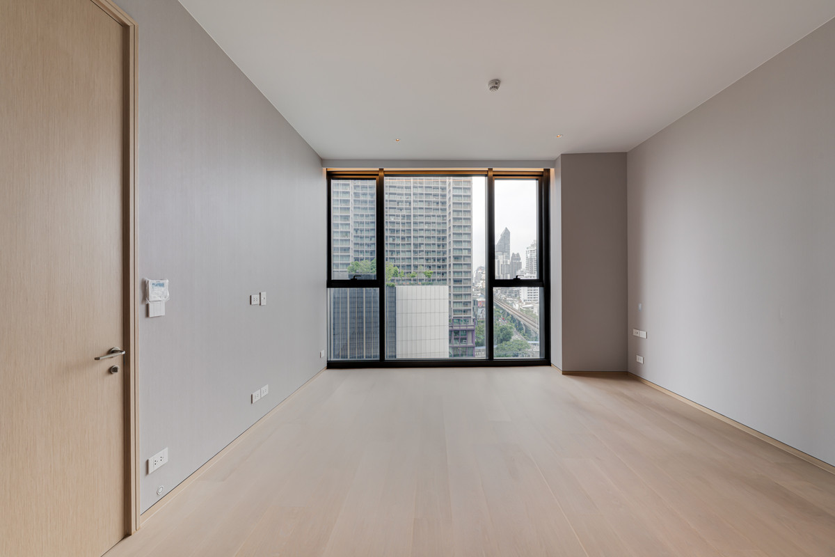 ขายคอนโดวิทยุ ชิดลม หลังสวน : 4 ห้องนอนสุดหรู ที่ SCOPE Langsuan ,Contact 062-496-6454