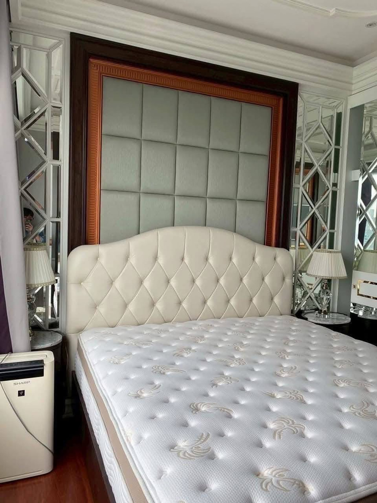 For RentCondoRama9, Petchburi, RCA : Luxurious 5 bedroom, 6 bathroom unit at Q Asoke, Contact 062-496-6454