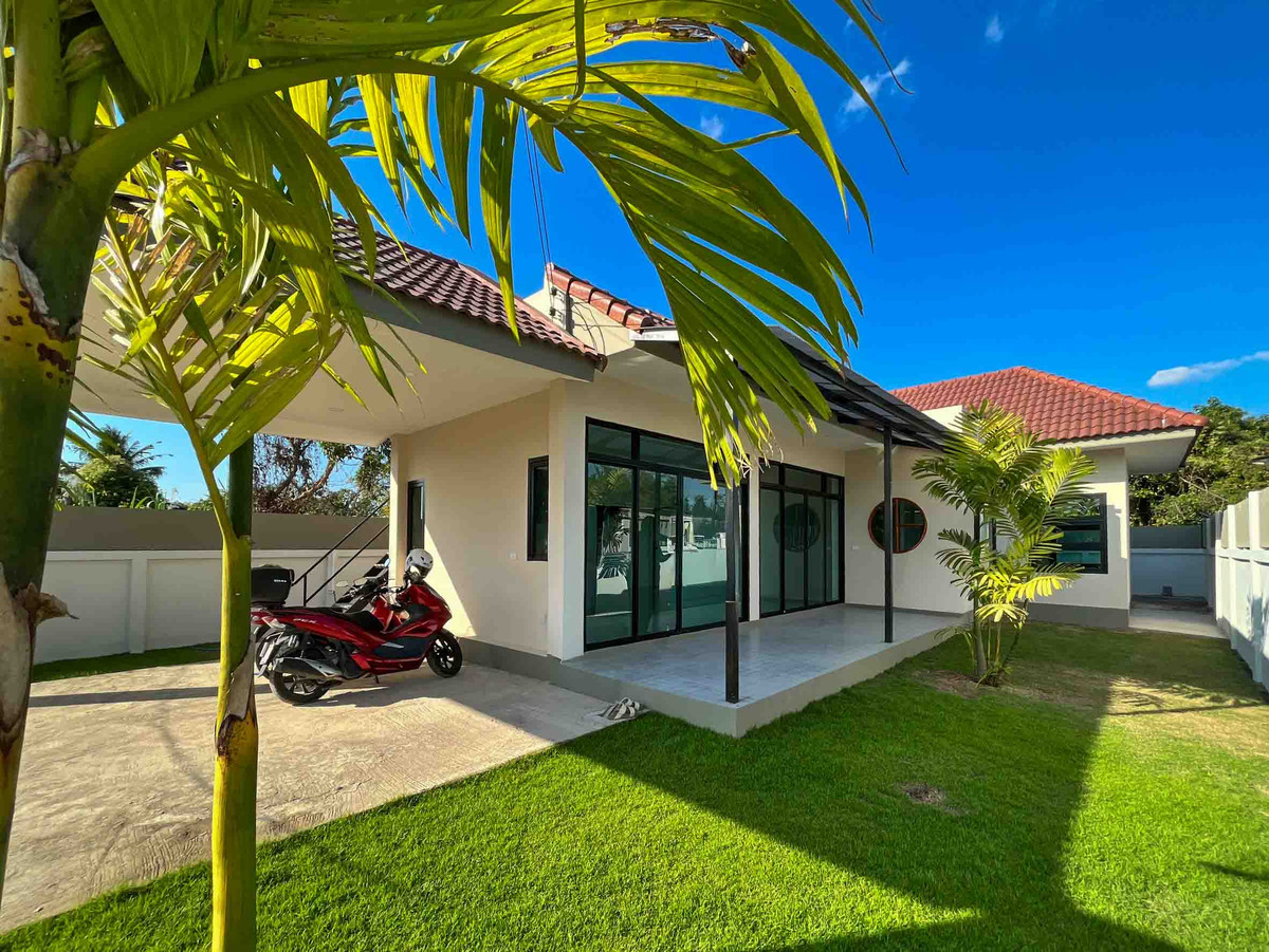 ให้เช่าบ้านเชียงใหม่ : ขายบ้านสร้างใหม่ มีดาดฟ้าชมวิวดอย โซนป่าแดด (วังสิงห์คำ) ถนนเลียบแม่น้ำปิง เชียงใหม่ 🏠