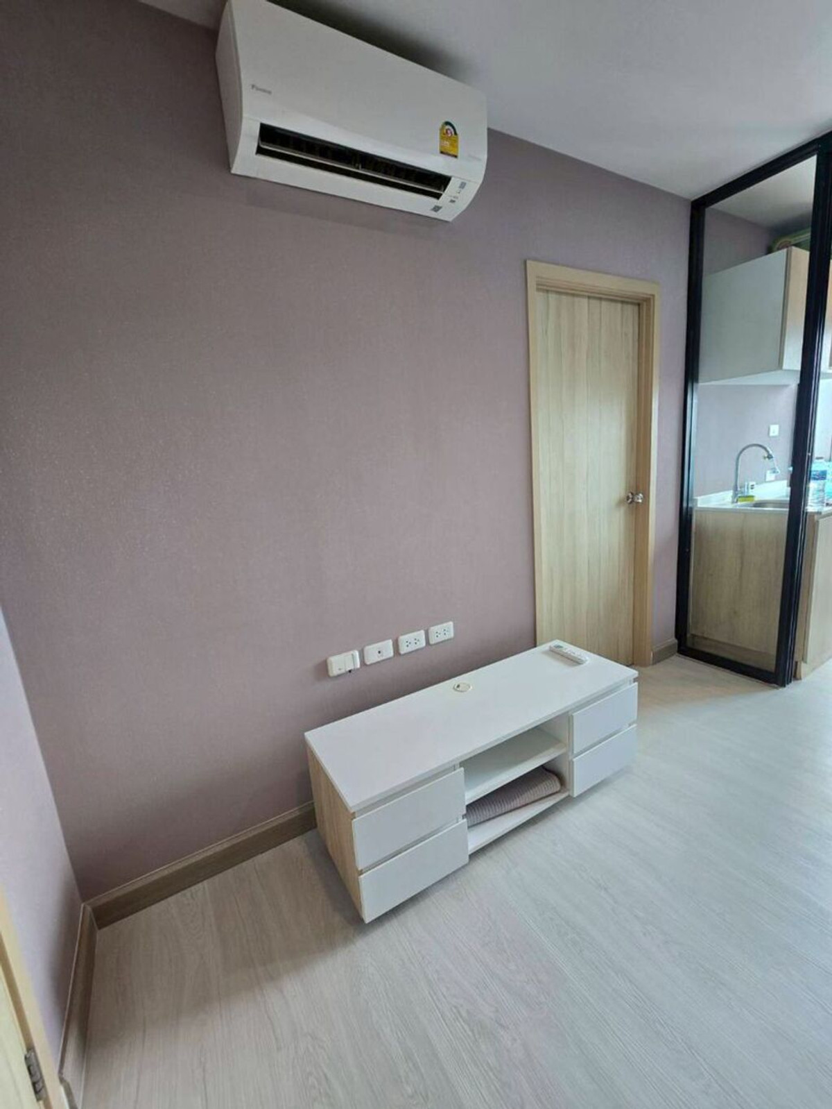 ให้เช่าคอนโดแจ้งวัฒนะ เมืองทอง : ให้เช่า นิว โนเบิล งามวงศ์วาน เลขที่ 228/126 (ห้ามเลี้ยงสัตว์)