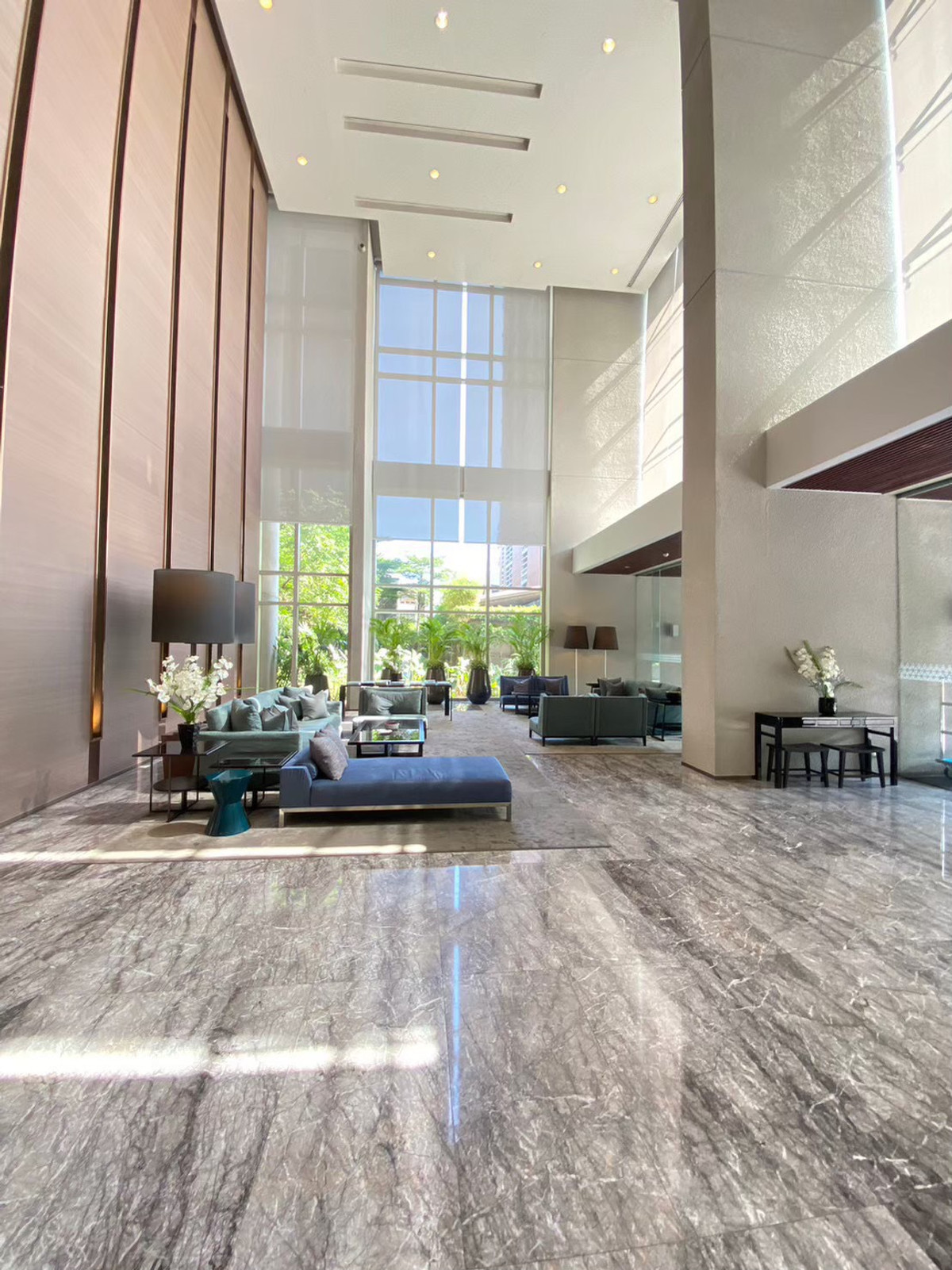 CondoWitthayu, Chidlom, Langsuan, Ploenchit : 🌟 For rent/sale 185 Rajadamri (185 Rajadamri), spacious, airy room, beautiful city view, elegantly decorated, 5 star hotel style.