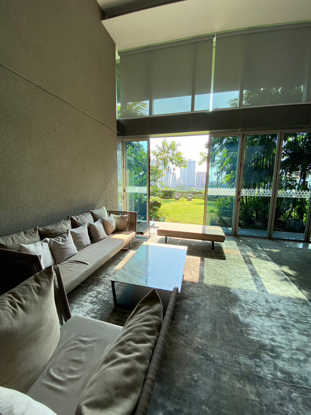 CondoWitthayu, Chidlom, Langsuan, Ploenchit : 🌟 For rent/sale 185 Rajadamri (185 Rajadamri), spacious, airy room, beautiful city view, elegantly decorated, 5 star hotel style.