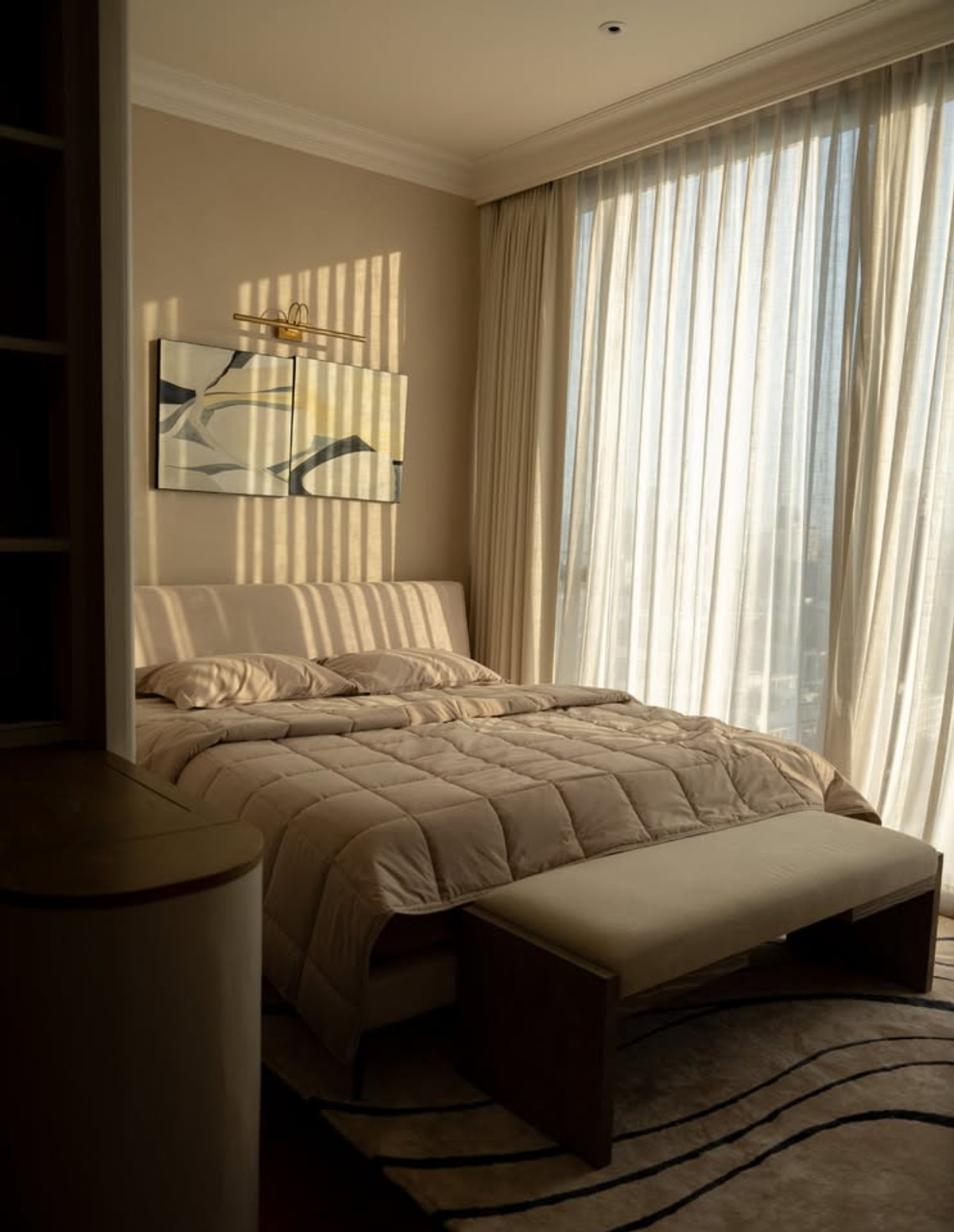 ให้เช่าคอนโดสุขุมวิท อโศก ทองหล่อ : 3 ห้องนอน 3 ห้องน้ำ ที่ Khun by Yoo