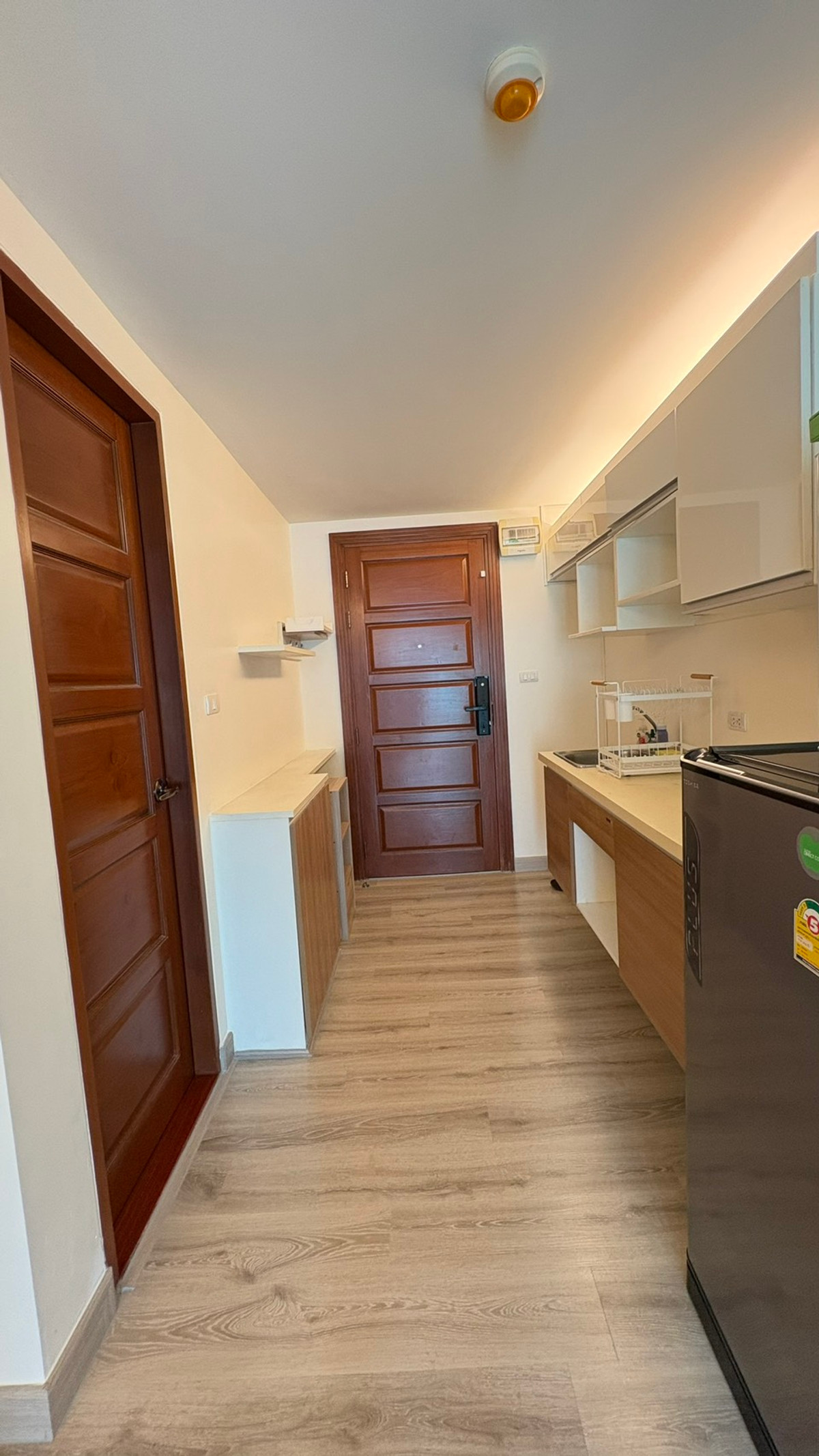 ขายคอนโดรัชดา ห้วยขวาง : ขายคอนโด⚡Emerald Residence ห้องรีโนเวทใหม่ใกล้รถไฟฟ้าห้วยขวาง