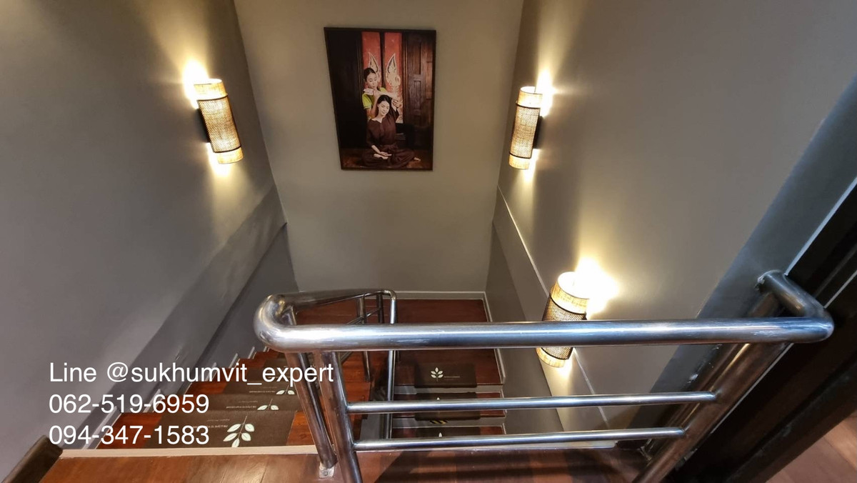 For RentRetail SpaceSukhumvit, Asoke, Thonglor : Lease Takeover Thai Massage | 3-Storey Commercial Building | Phrom Phong