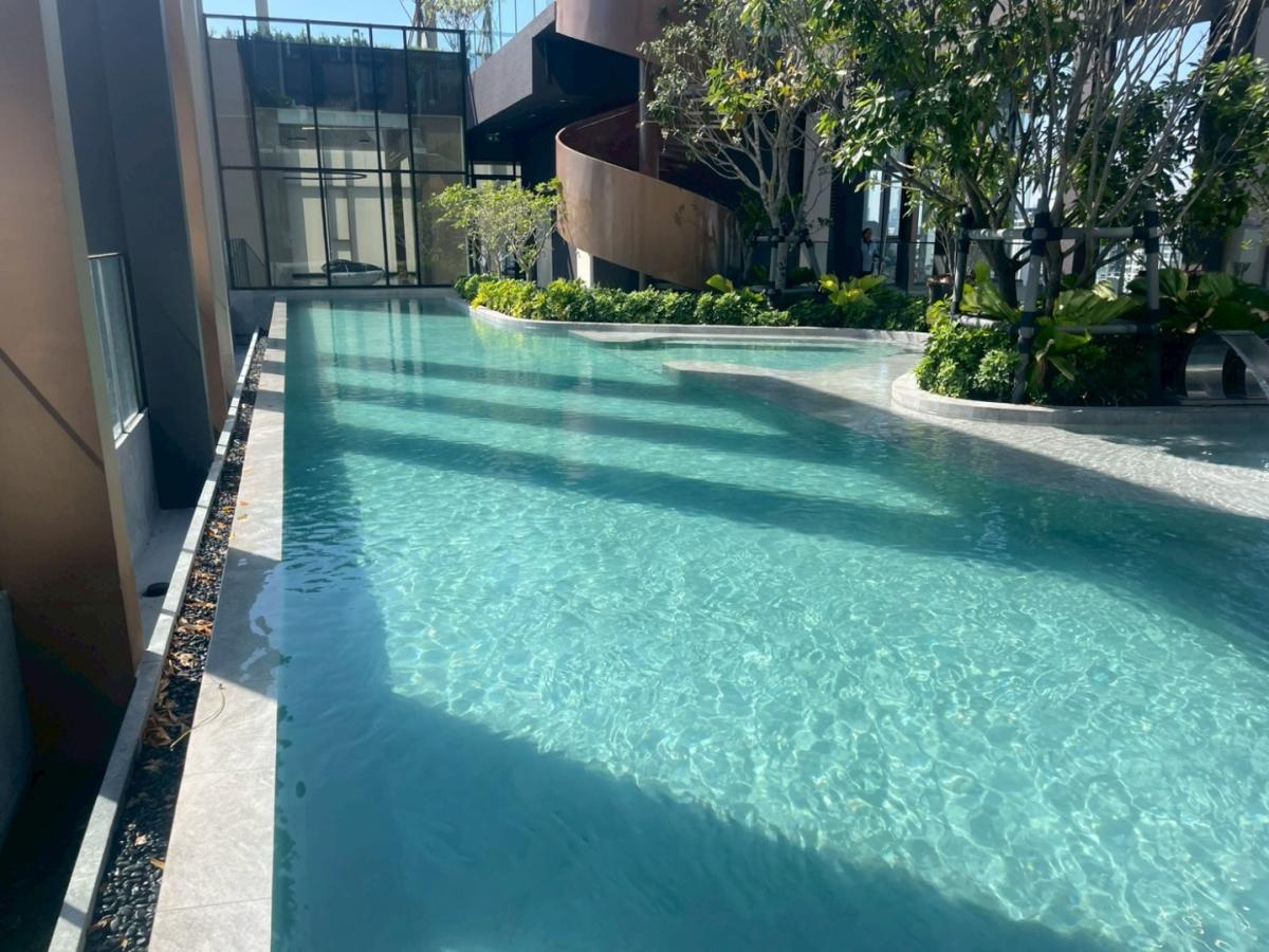 ให้เช่าคอนโดพระราม 9 เพชรบุรีตัดใหม่ RCA : 🔥ให้เช่าด่วน🔥โนเบิล นิว ดิสทริค อาร์ไนน์ ใกล้ Mrt พระราม 9 และเซนทรัล พระราม 9 เพียง 180 เมตร ห้องใหม่ เฟอร์นิเจอร์ครบ พร้อมอยู่ (เปิดเช่าระยะยาวและเช่าระยะสั้น)