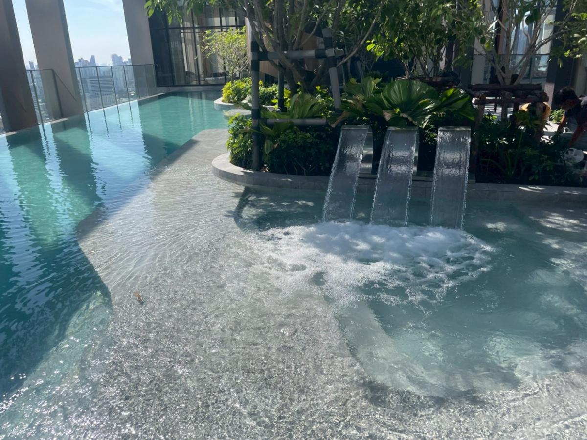 ให้เช่าคอนโดพระราม 9 เพชรบุรีตัดใหม่ RCA : 🔥ให้เช่าด่วน🔥โนเบิล นิว ดิสทริค อาร์ไนน์ ใกล้ Mrt พระราม 9 และเซนทรัล พระราม 9 เพียง 180 เมตร ห้องใหม่ เฟอร์นิเจอร์ครบ พร้อมอยู่ (เปิดเช่าระยะยาวและเช่าระยะสั้น)