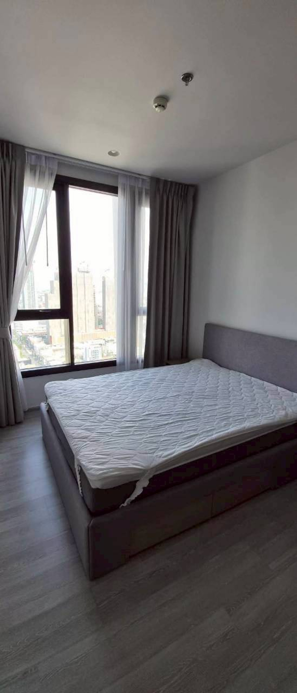 ให้เช่าคอนโดสุขุมวิท อโศก ทองหล่อ : ✅ XTE140 ✅ Line : @p2nproperty