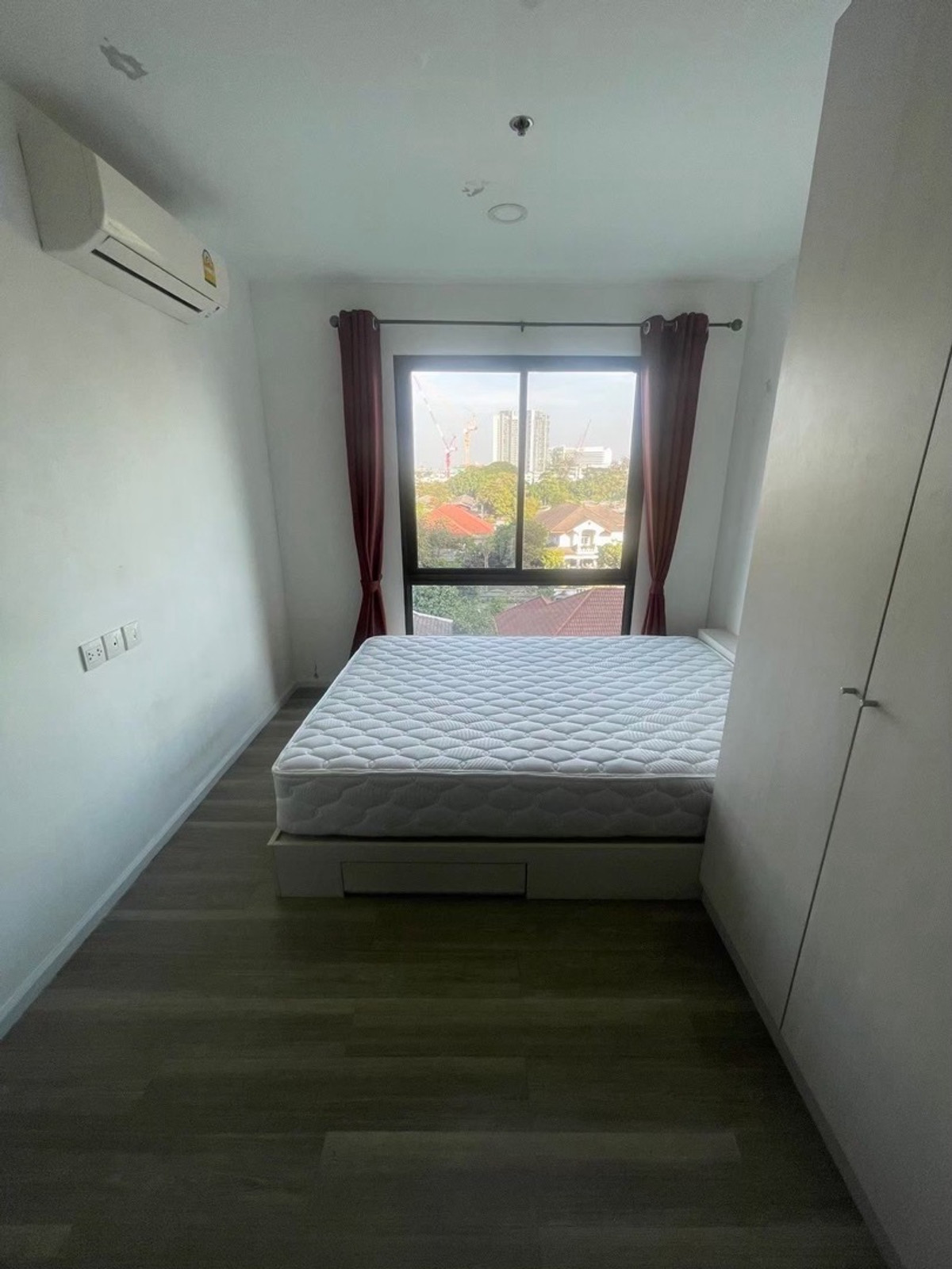 For RentCondoKasetsart, Ratchayothin : 🔥Empty for rent Feb.🔥Condo Kensington Kaset Campus, room 1 bed plus, near Kasetsart University ✅Line : @livingperfect