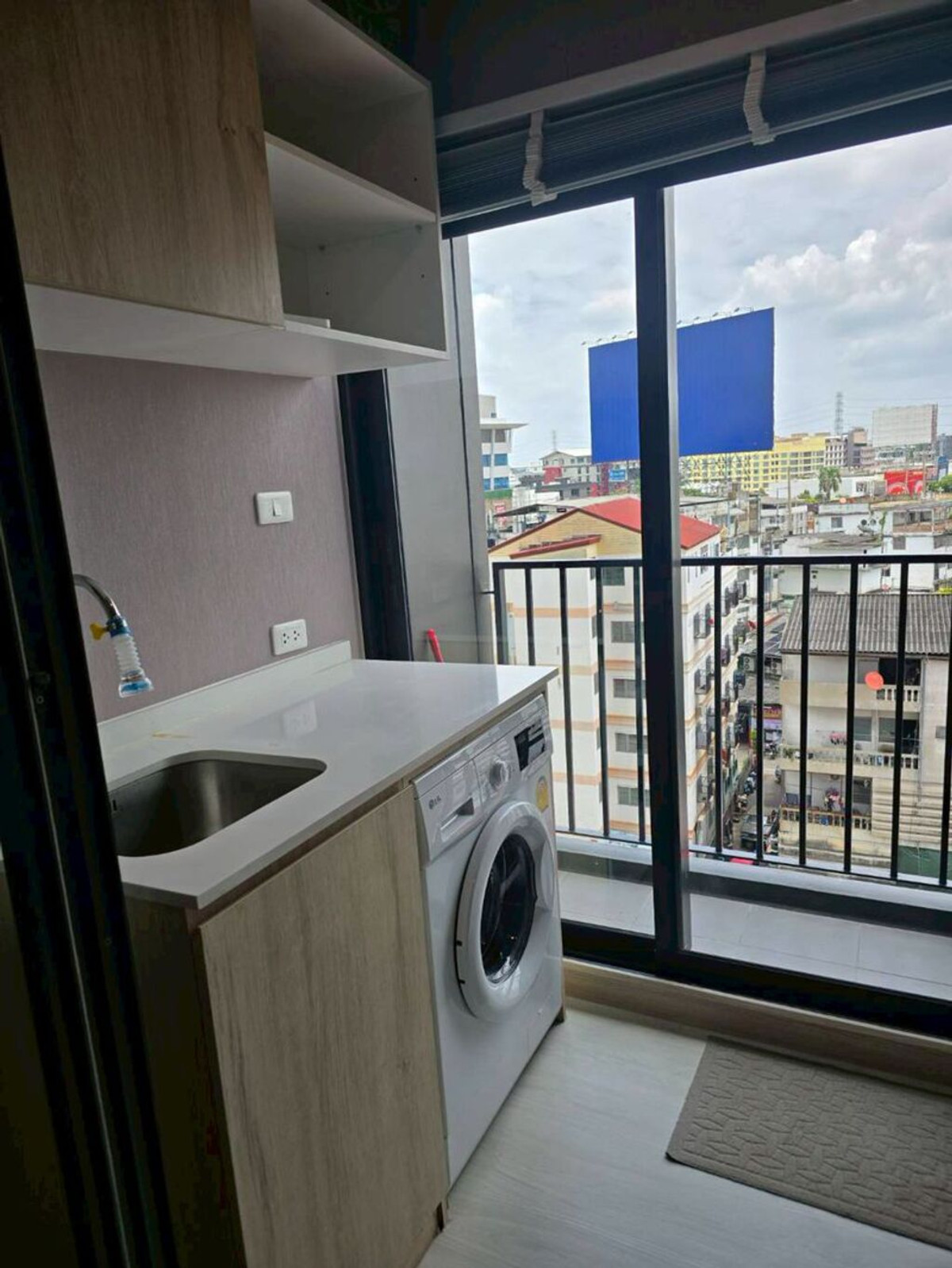 ให้เช่าคอนโดแจ้งวัฒนะ เมืองทอง : ให้เช่า นิว โนเบิล งามวงศ์วาน เลขที่ 228/126 (ห้ามเลี้ยงสัตว์)