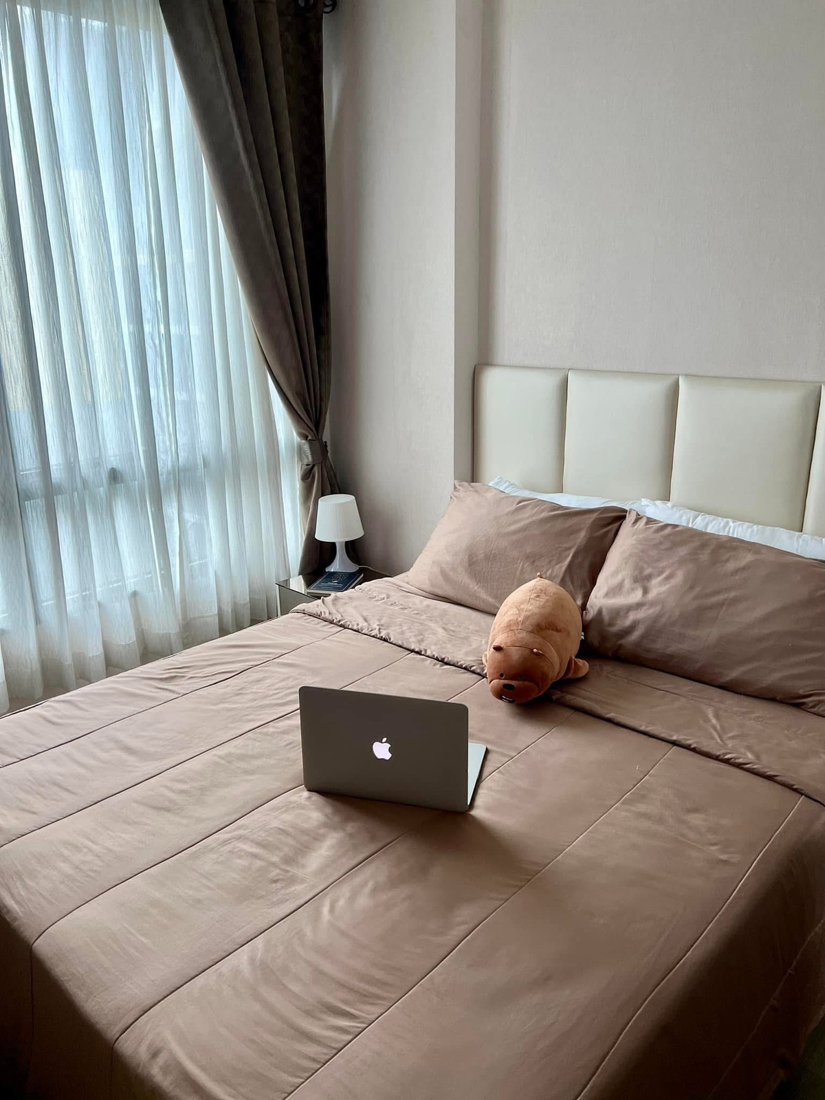 ให้เช่าคอนโดนนทบุรี บางใหญ่ บางบัวทอง : 🏙️ ปล่อยเช่าคอนโด Metroluxe Riverfront Rattanathibet วิวสระ บรรยากาศดี คอนโดติดแม่น้ำ ดีไซน์สวย ทำเลศักยภาพ ใกล้รถไฟฟ้า เหมาะทั้งอยู่อาศัยและทำงาน 💙