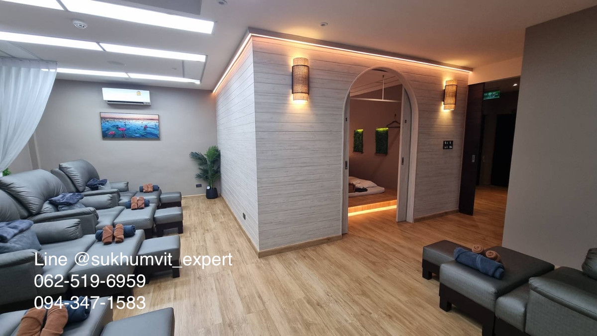 For RentRetail SpaceSukhumvit, Asoke, Thonglor : Lease Takeover Thai Massage | 3-Storey Commercial Building | Phrom Phong