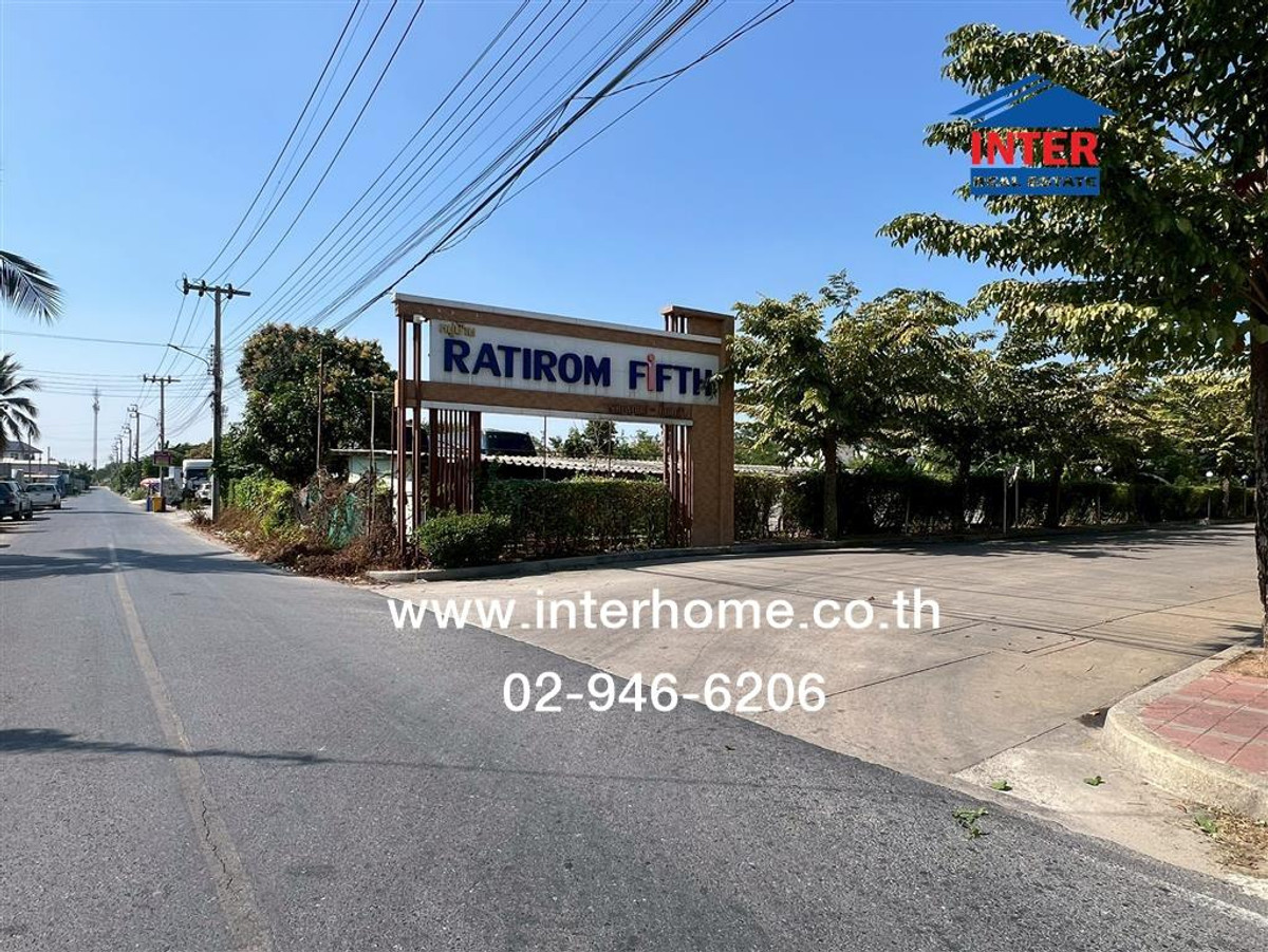 For SaleHouseRama5, Ratchapruek, Bangkruai : 2-story detached house, 61.1 sq m, Ratirom Fifth Village. Ratchaphruek-Pinklao Soi Ruamjai Phatthana, Ratchaphruek Road, Kanchanaphisek Road, Bang Kruai, Nonthaburi