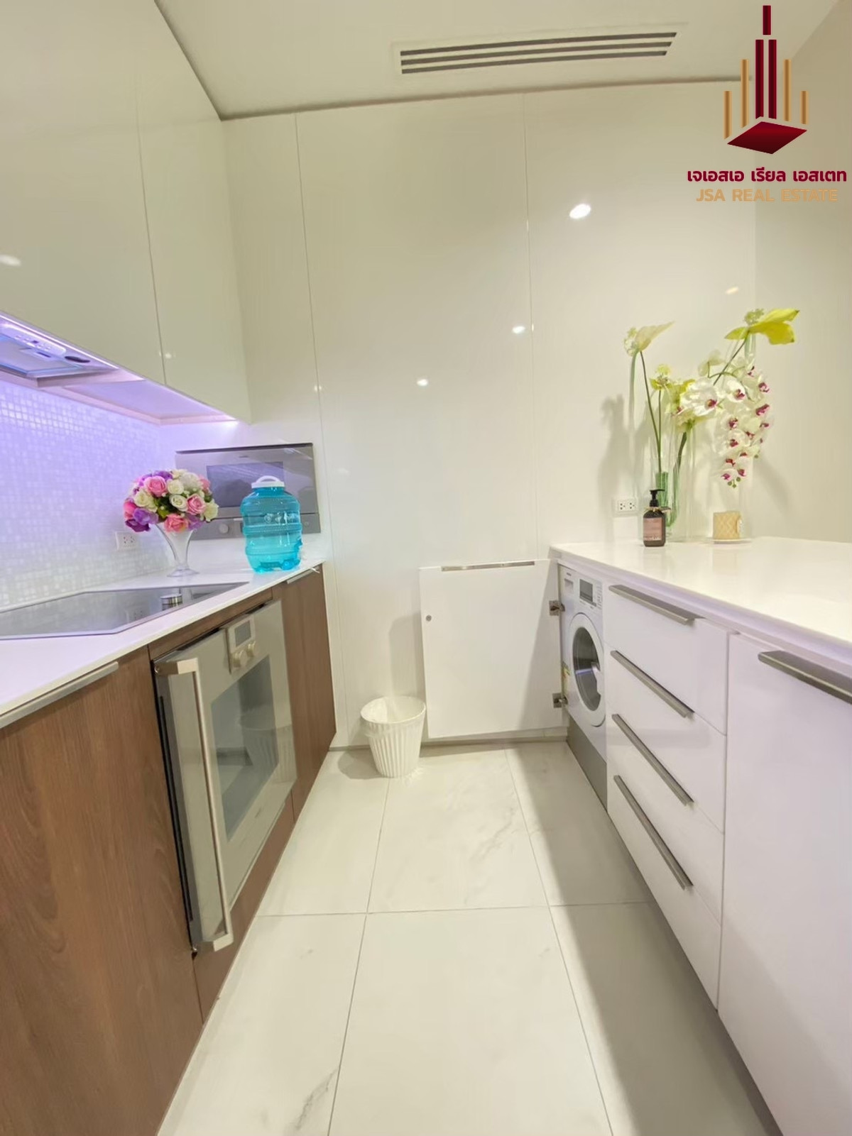 For RentCondoWitthayu, Chidlom, Langsuan, Ploenchit : ✨ For Rent: 185 Rajadamri Condo ✨ 💰 Only 65,000 THB/month