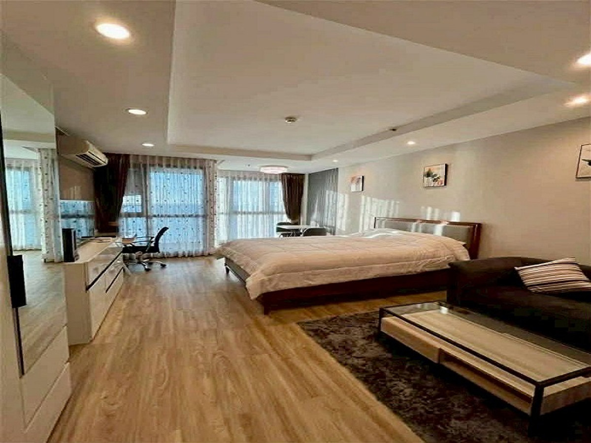 For RentCondoSriracha Laem Chabang Ban Bueng : Condo for rent, Ladda Plus Sriracha, 17th floor, sea view, ready to move in, 1 bedroom.