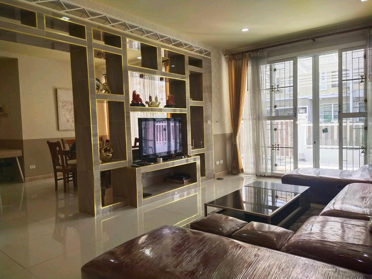 For RentHousePathum Thani,Rangsit, Thammasat : FOR RENT] Spacious 4BR House at Pruksa Village 24 Scenery, Rangsit-Klong 2