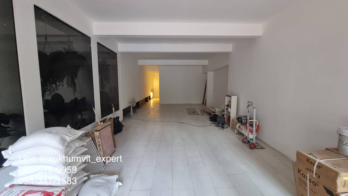 For RentRetail SpaceSukhumvit, Asoke, Thonglor : Phrom Phong | Retail Space for Rent – 80 sq.m. | Ground Floor