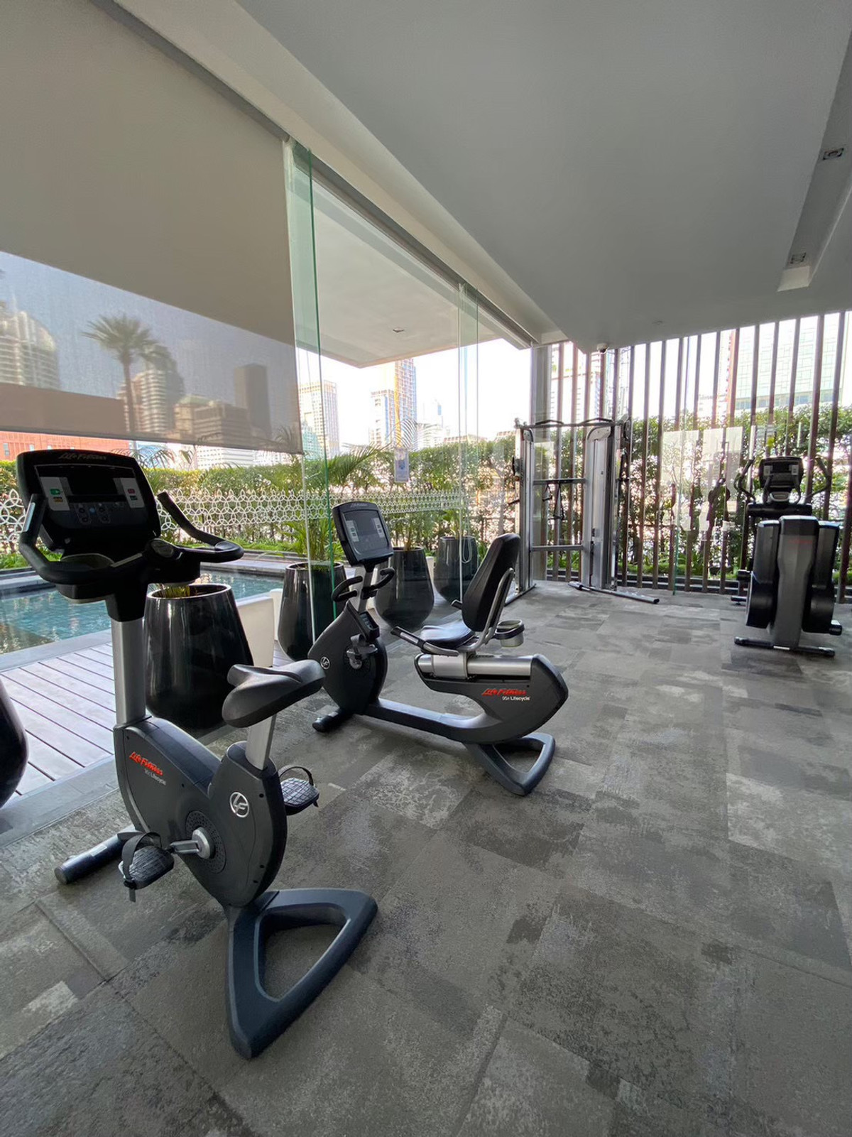 CondoWitthayu, Chidlom, Langsuan, Ploenchit : 🌟 For rent/sale 185 Rajadamri (185 Rajadamri), spacious, airy room, beautiful city view, elegantly decorated, 5 star hotel style.