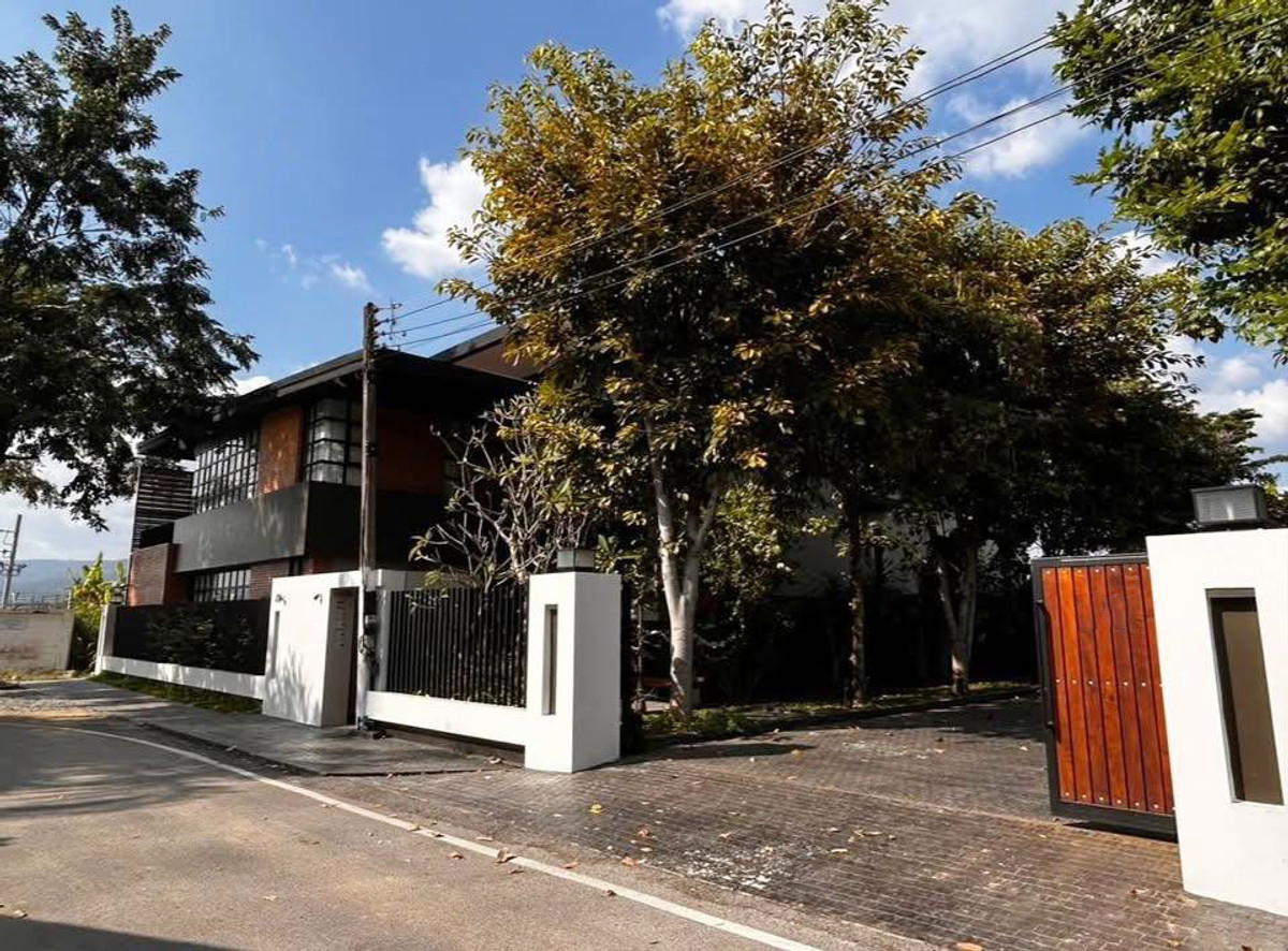 ให้เช่าเชียงใหม่ : อพาร์ทเม้นท์ ให้เช่าเดือนละ 25,000 บาท ใกล้เซ็นทรัลแอร์พอร์ตเพียง 5 นาที No.9C106