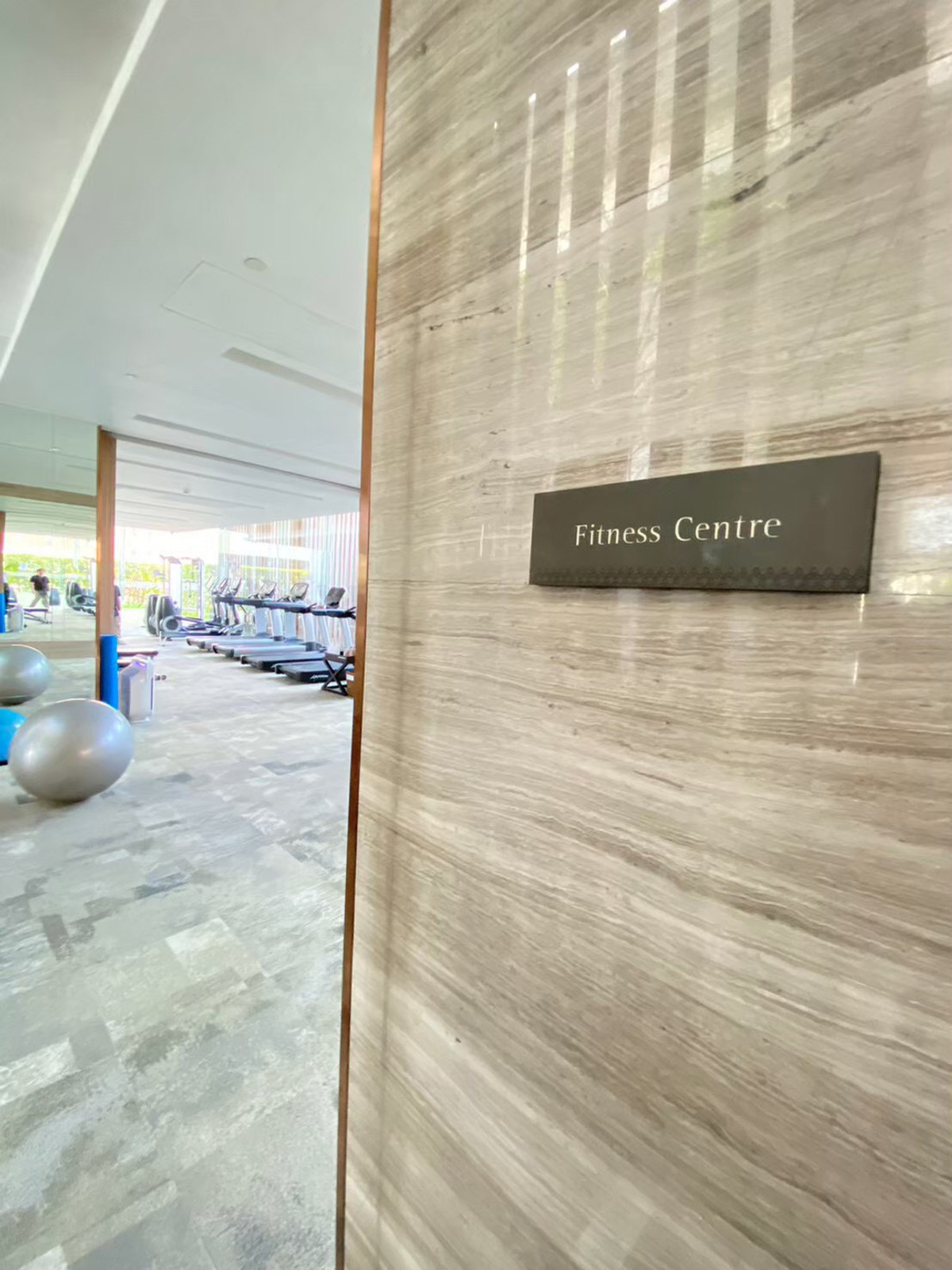 CondoWitthayu, Chidlom, Langsuan, Ploenchit : 🌟 For rent/sale 185 Rajadamri (185 Rajadamri), spacious, airy room, beautiful city view, elegantly decorated, 5 star hotel style.