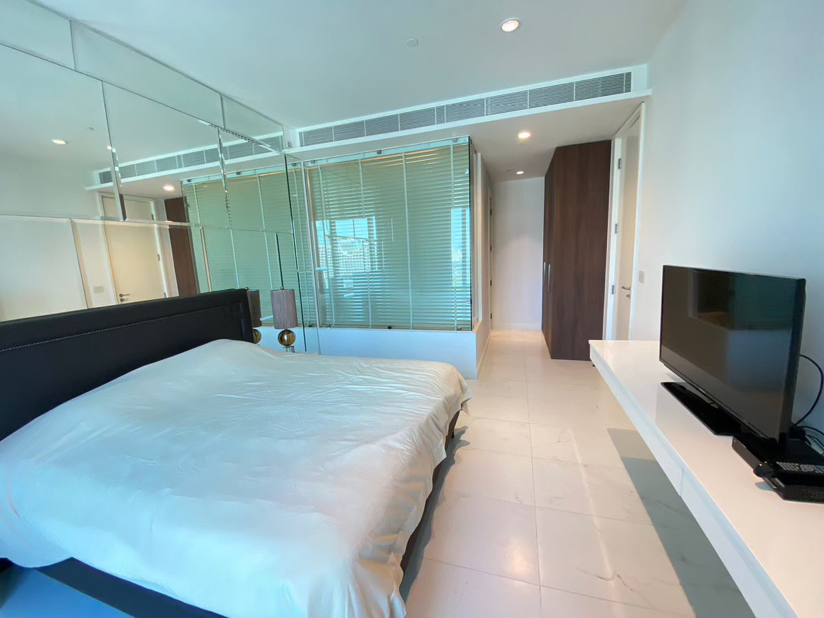 CondoWitthayu, Chidlom, Langsuan, Ploenchit : 🌟 For rent/sale 185 Rajadamri (185 Rajadamri), spacious, airy room, beautiful city view, elegantly decorated, 5 star hotel style.