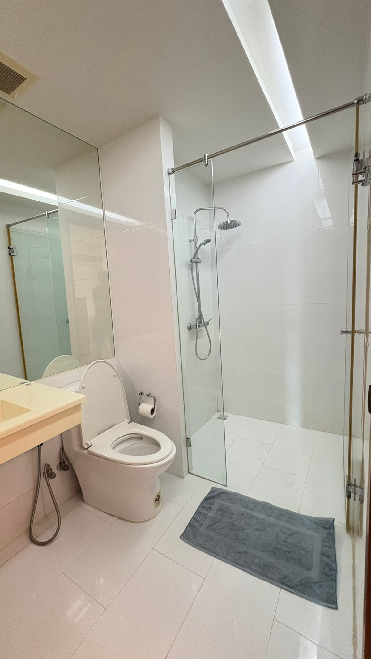 ขายคอนโดรัชดา ห้วยขวาง : ขายคอนโด⚡Emerald Residence ห้องรีโนเวทใหม่ใกล้รถไฟฟ้าห้วยขวาง