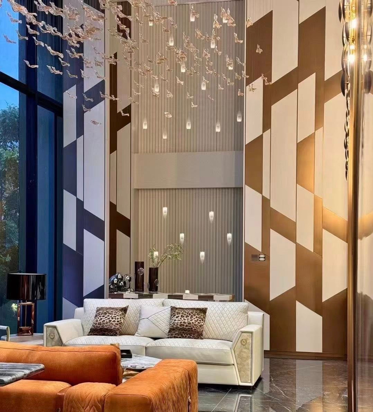 ให้เช่าโชว์รูมสุขุมวิท อโศก ทองหล่อ : ให้เช่า โชว์รูม ตกแต่งหรูหรา 3 ชั้น - ใกล้ BTS พร้อมพงษ์เพียง 450 เมตร