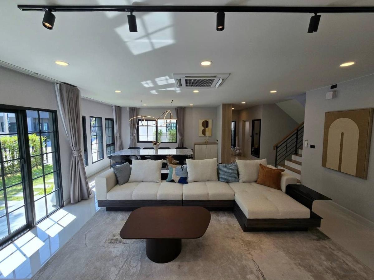 ให้เช่าบ้านบางนา แบริ่ง ลาซาล : CD03735 - Centro Bangna :  เซนโทร บางนา : Centro Bangna :  เซนโทร บางนา - #MegaBangna #InternationalSchool (SISB/TCIS /Concordian) #SuvarnabhumiAirport