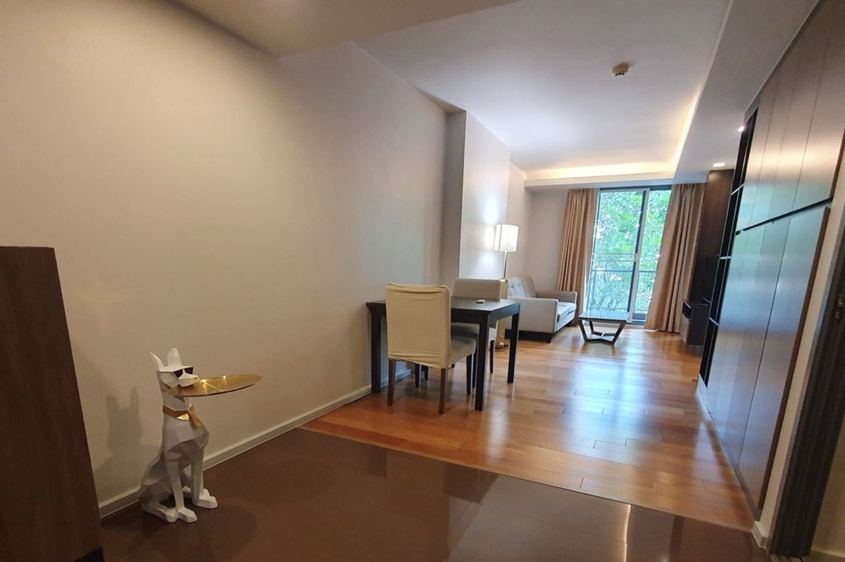 ขายคอนโดวิทยุ ชิดลม หลังสวน : 🔥 สำหรับขาย !! ห้องไซส์ใหญ่ !! 🔥 Code C20260100002.........Focus Ploenchit, 1 ห้องนอน, 1 ห้องน้ำ, แต่งครบ, ราคาพิเศษ!!📣📣